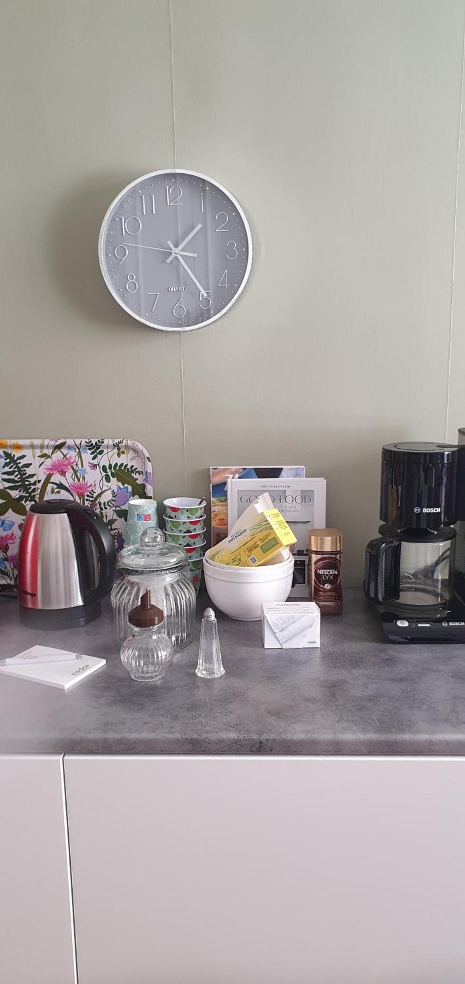 Centrum Laegenhet Skövde Zimmer foto